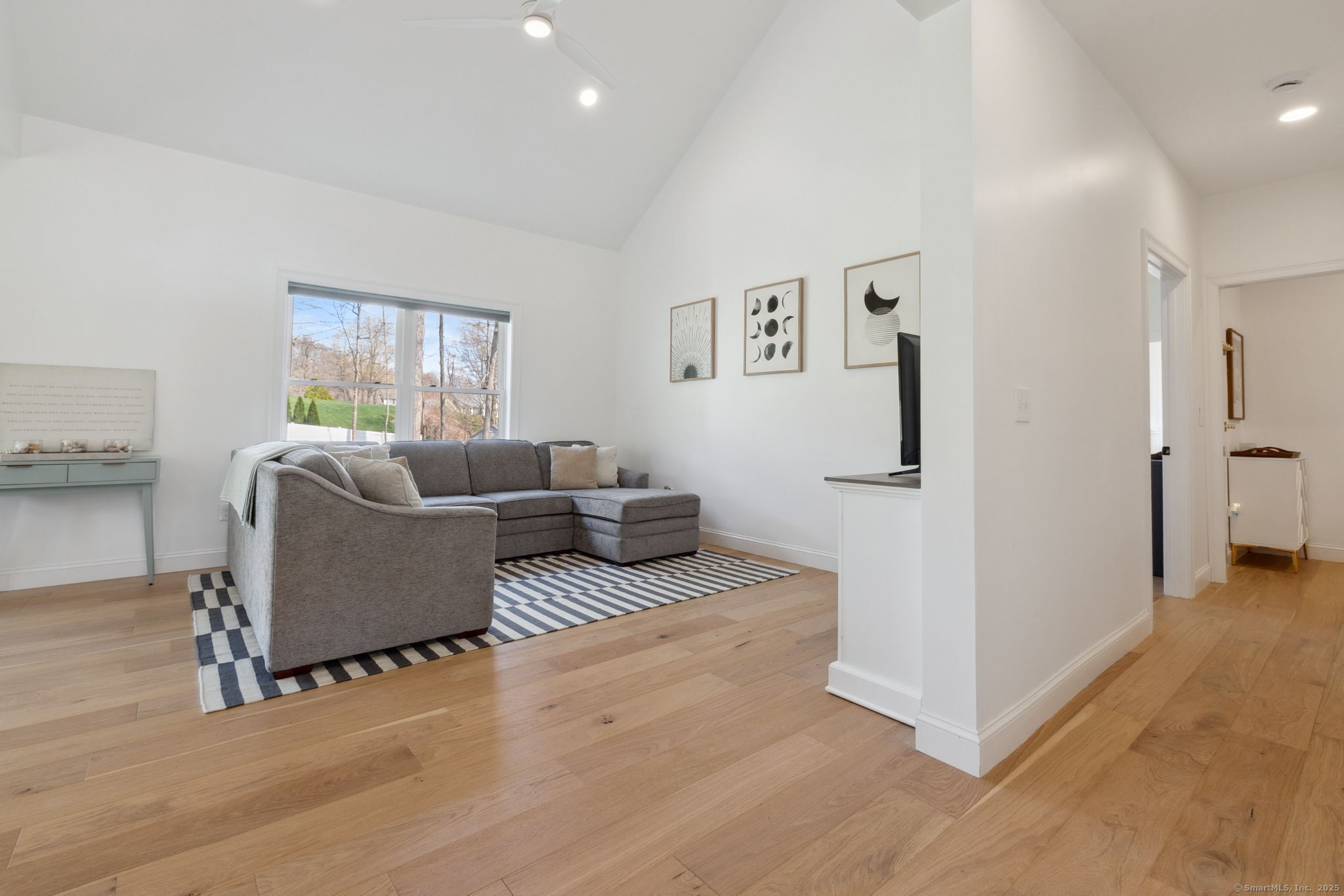 160 Boy Street, Bristol, Connecticut image 12