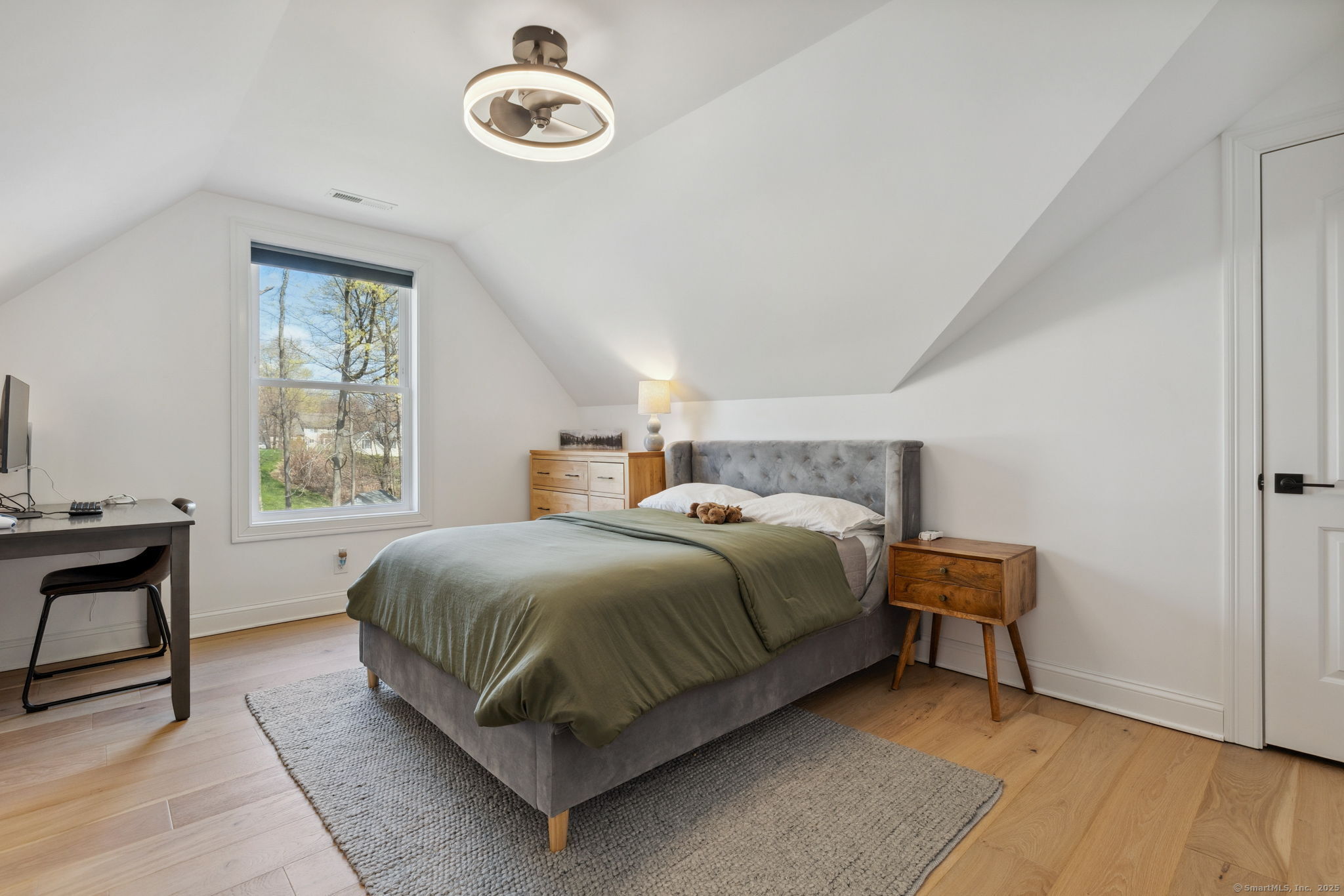 160 Boy Street, Bristol, Connecticut image 32