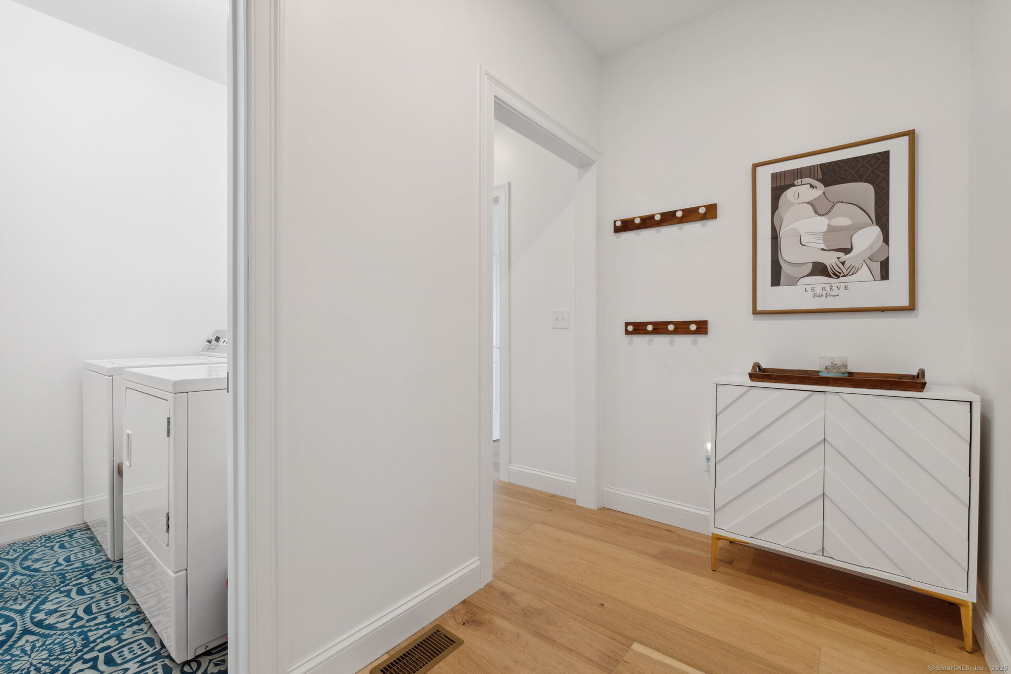 160 Boy Street, Bristol, Connecticut image 25