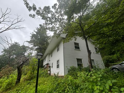 388 Chaffeeville Road Mansfield CT 06250