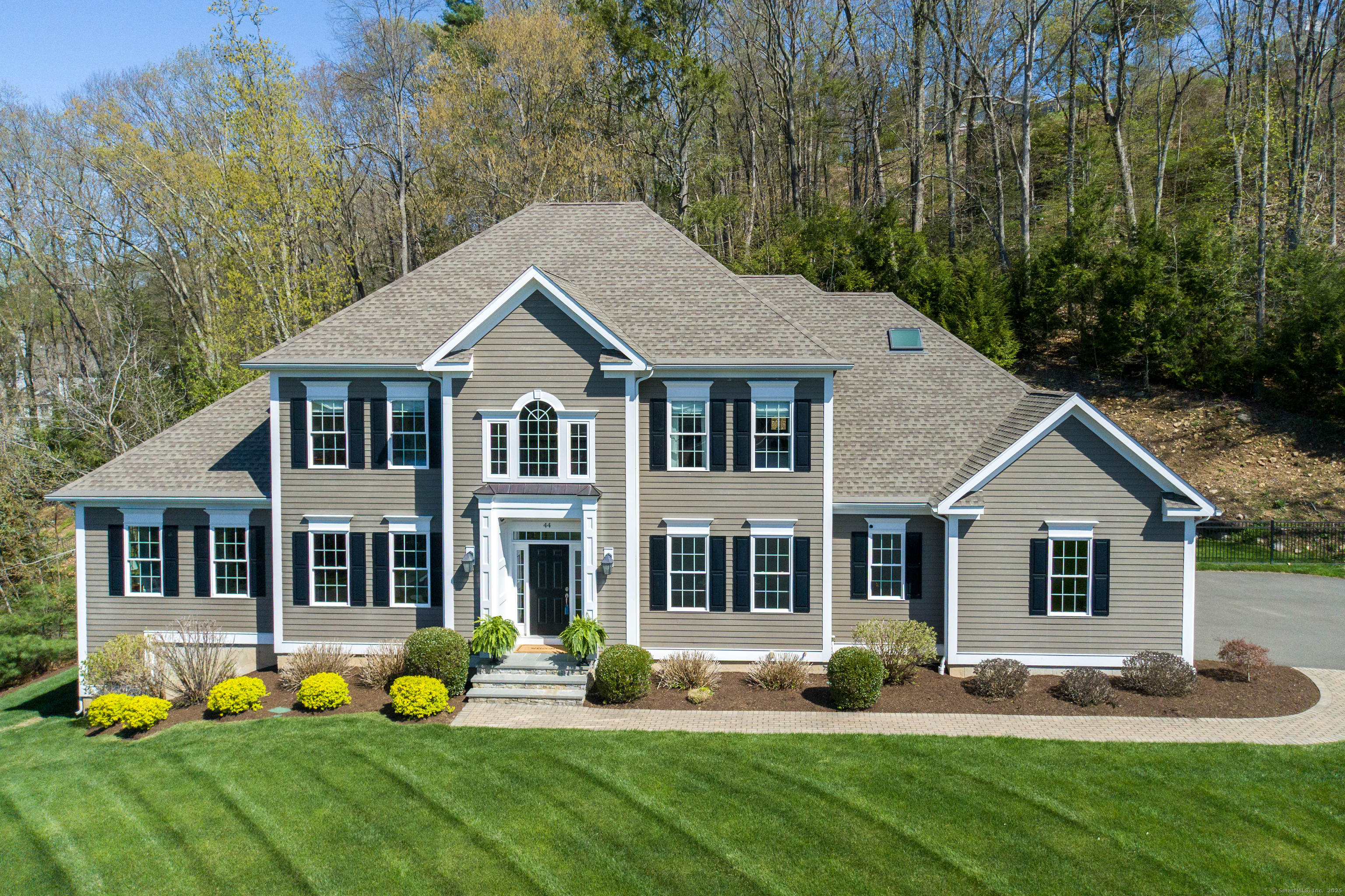 44 W Hills Drive, Avon, Connecticut image 32