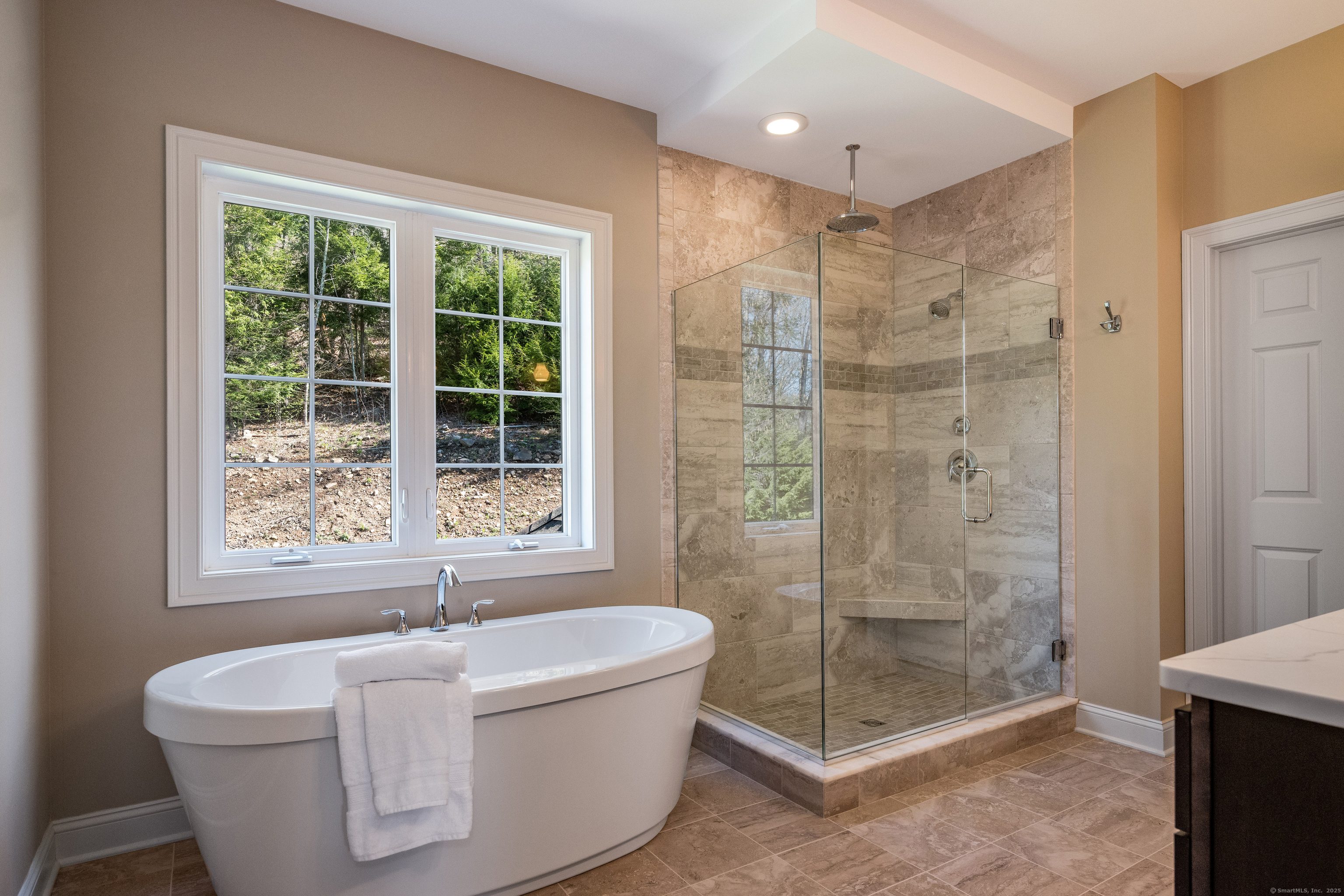 44 W Hills Drive, Avon, Connecticut image 18