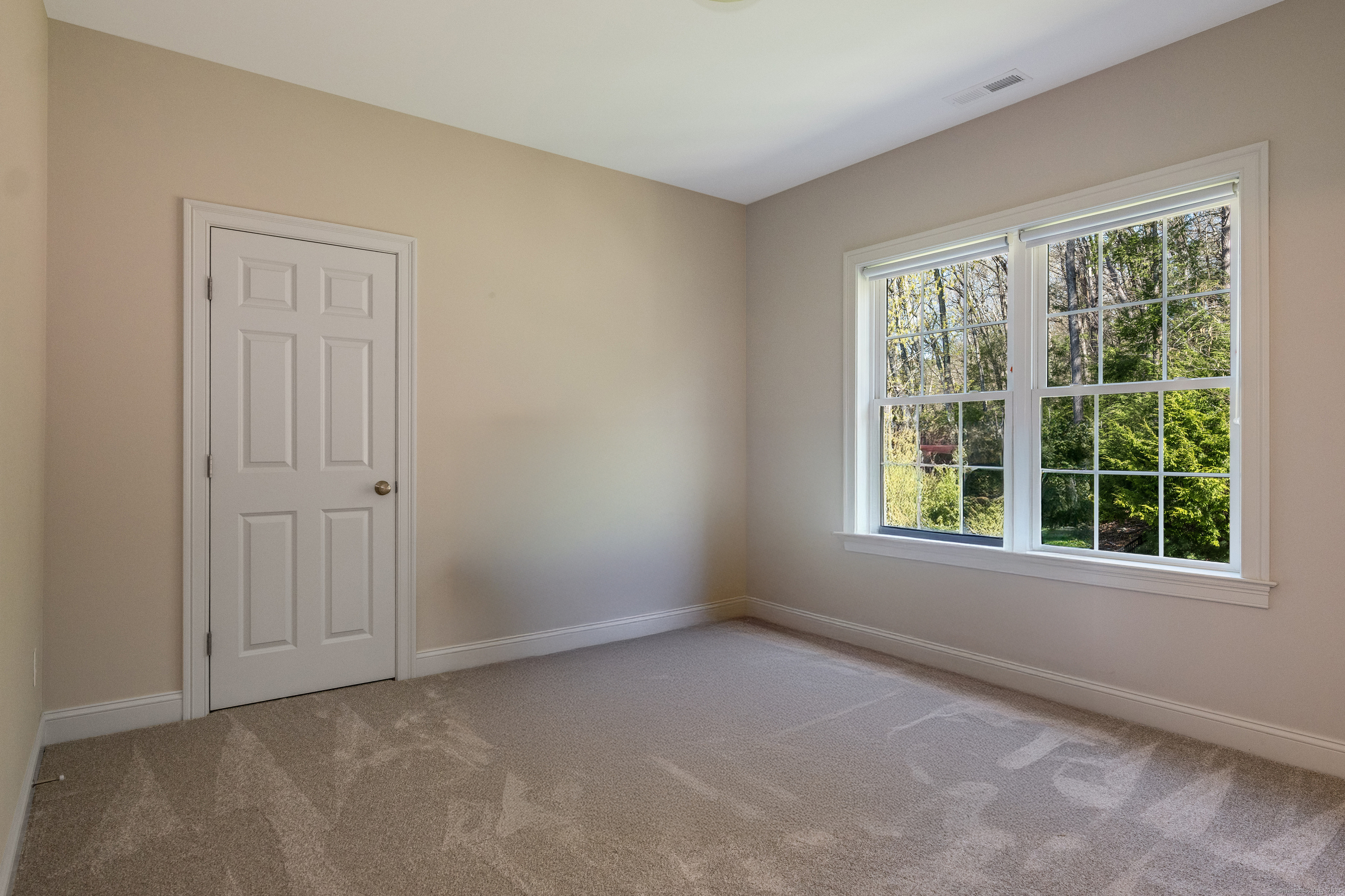 44 W Hills Drive, Avon, Connecticut image 25
