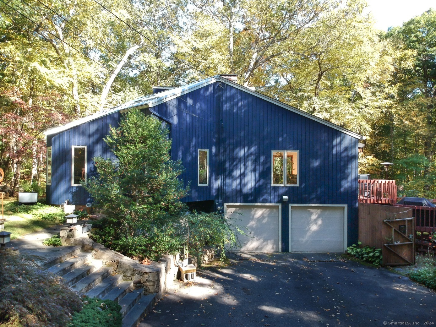 9 New Lebbon Road, Newtown, Connecticut image 3