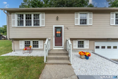 Tiny photo for 31 Saint Peters Court, Putnam, CT 06260 (MLS # 24210106)