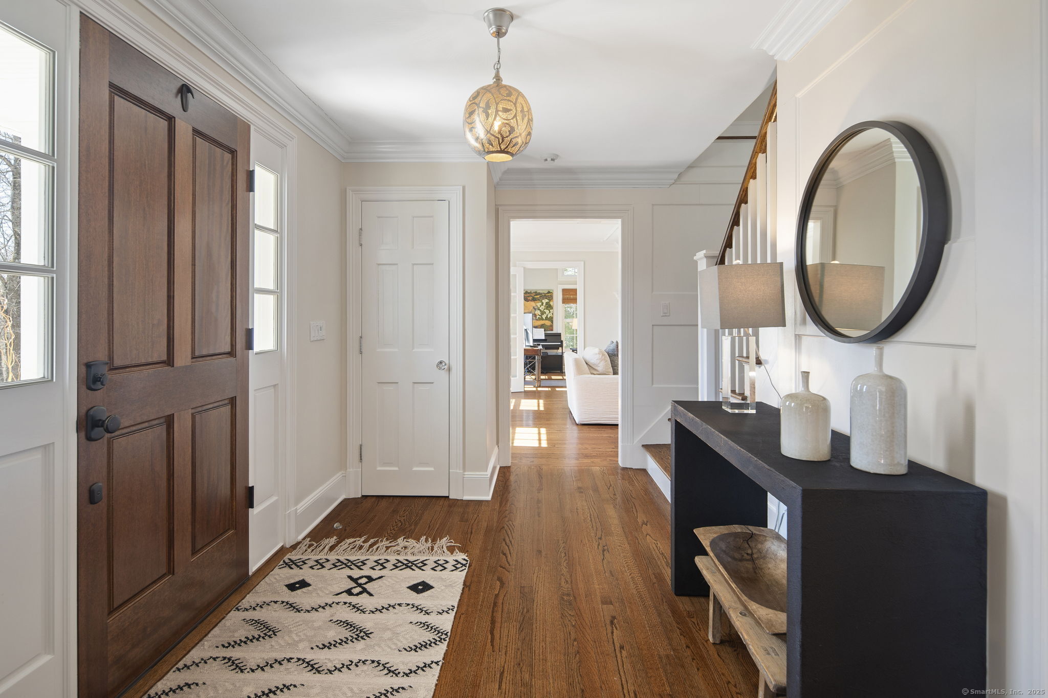 72 Wellesley Drive, New Canaan, Connecticut image 2