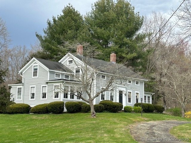 Green Hill Road, Madison, Connecticut - 3 Bedrooms  
2 Bathrooms  
6 Rooms - 