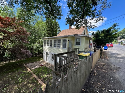 Homes For Sale - 461 N Walnut Street<br/> Waterbury, CT 06704