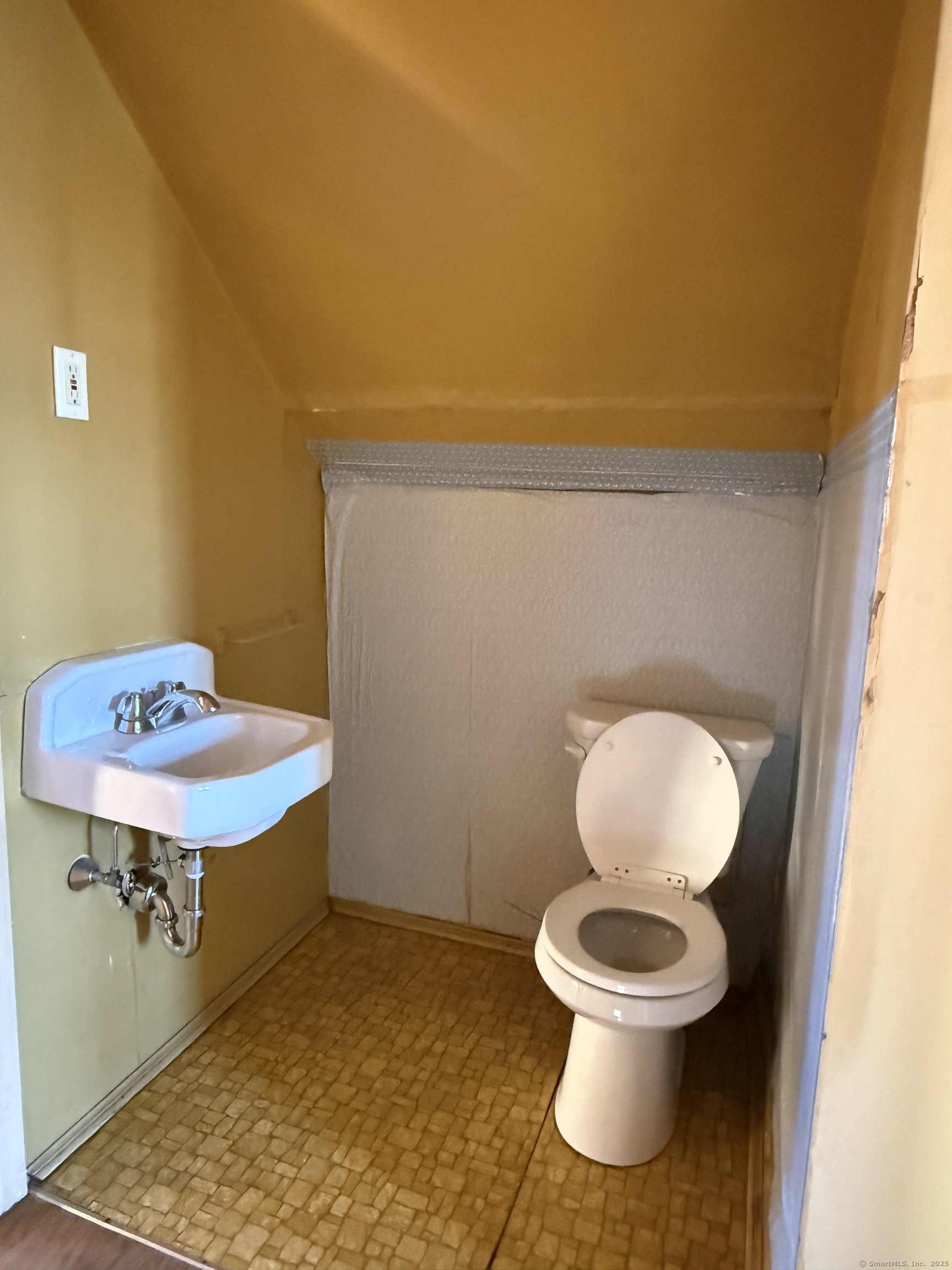 51 Jerome Avenue, Bristol, Connecticut image 14