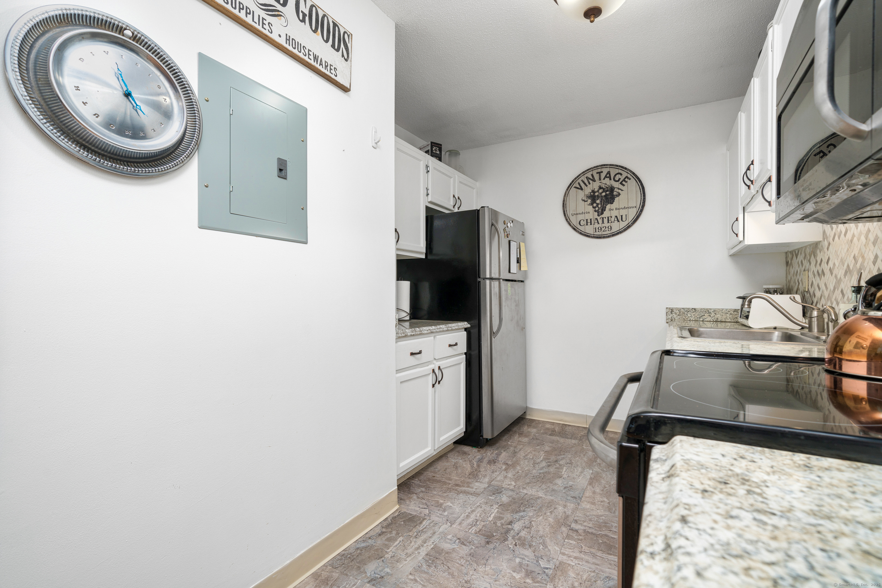 138 Woodland Drive #138, Cromwell, Connecticut image 14