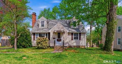 Photo of 72 Lawndale Avenue, Bristol, CT 06010 (MLS # 24159930)