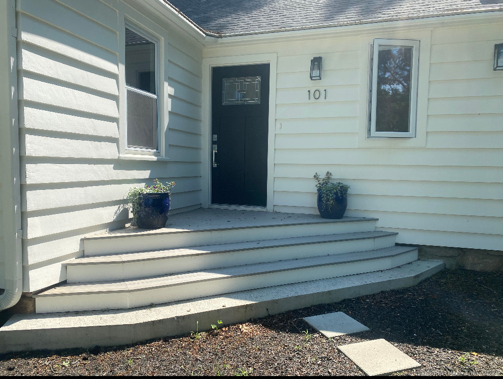 101 Cow Hill Road
