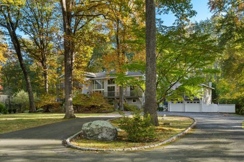 Photo of 335 Georgetown Road, Weston, CT 06883 (MLS # 24135170)