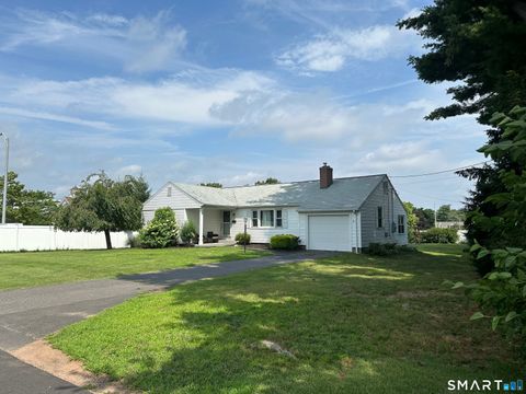 Photo of 25 Medford Street, Glastonbury, CT 06033 (MLS # 24190056)