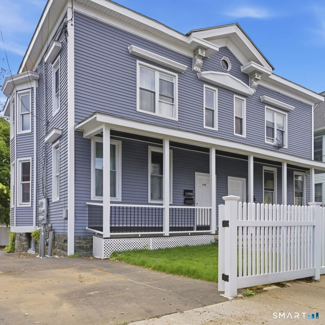 100 Putnam Street