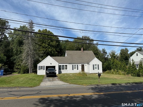 Photo of 70 Stonehouse Road, Trumbull, CT 06611 (MLS # 24208422)