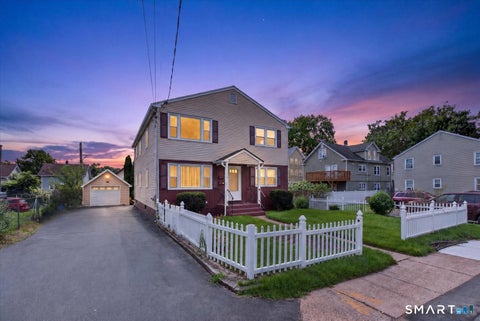 Multifamily For Sale - 9-11 Goodwin Place<br/> East Hartford, CT 06108