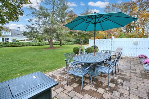 Tiny photo for 220 Lansdowne #220, Westport, CT 06880 (MLS # 24137684)