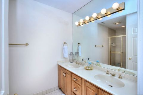 Tiny photo for 220 Lansdowne #220, Westport, CT 06880 (MLS # 24137684)