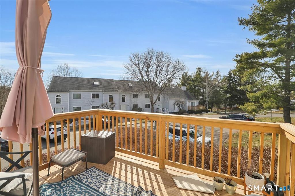 Photo of 11 Valley Run Drive #11, Cromwell, CT 06416 (MLS # 24159603)