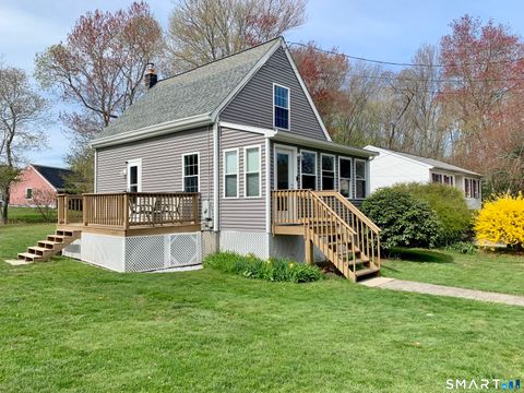 Homes For Rent - 14 Stoney Brook Drive<br/> Waterford, CT 06385