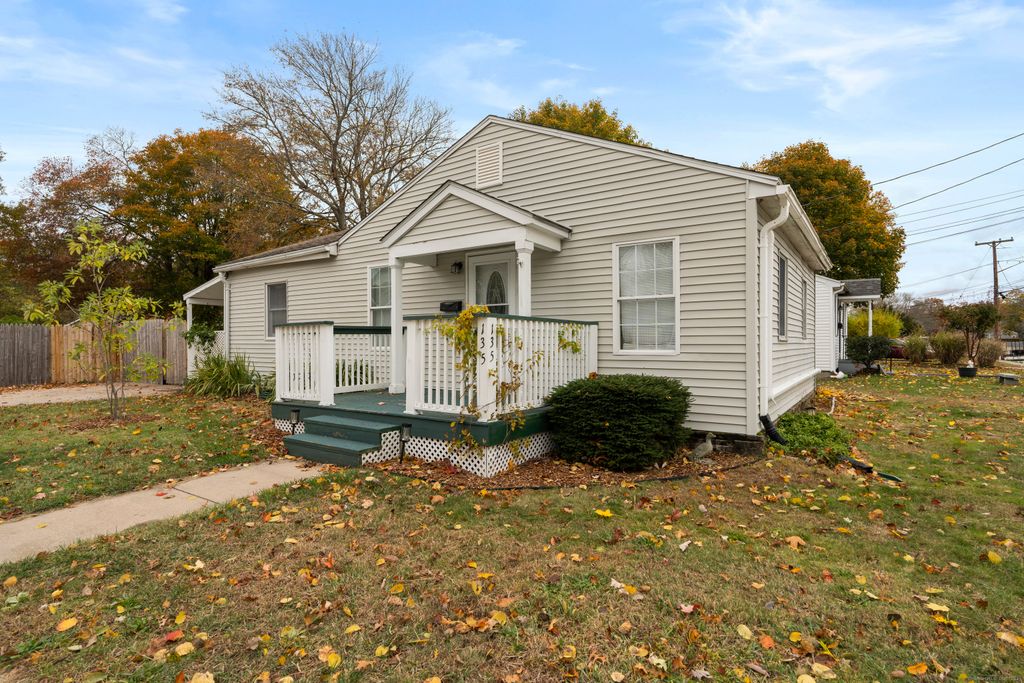 Photo of 135 Midway Oval, Groton, CT 06340 (MLS # 24137482)