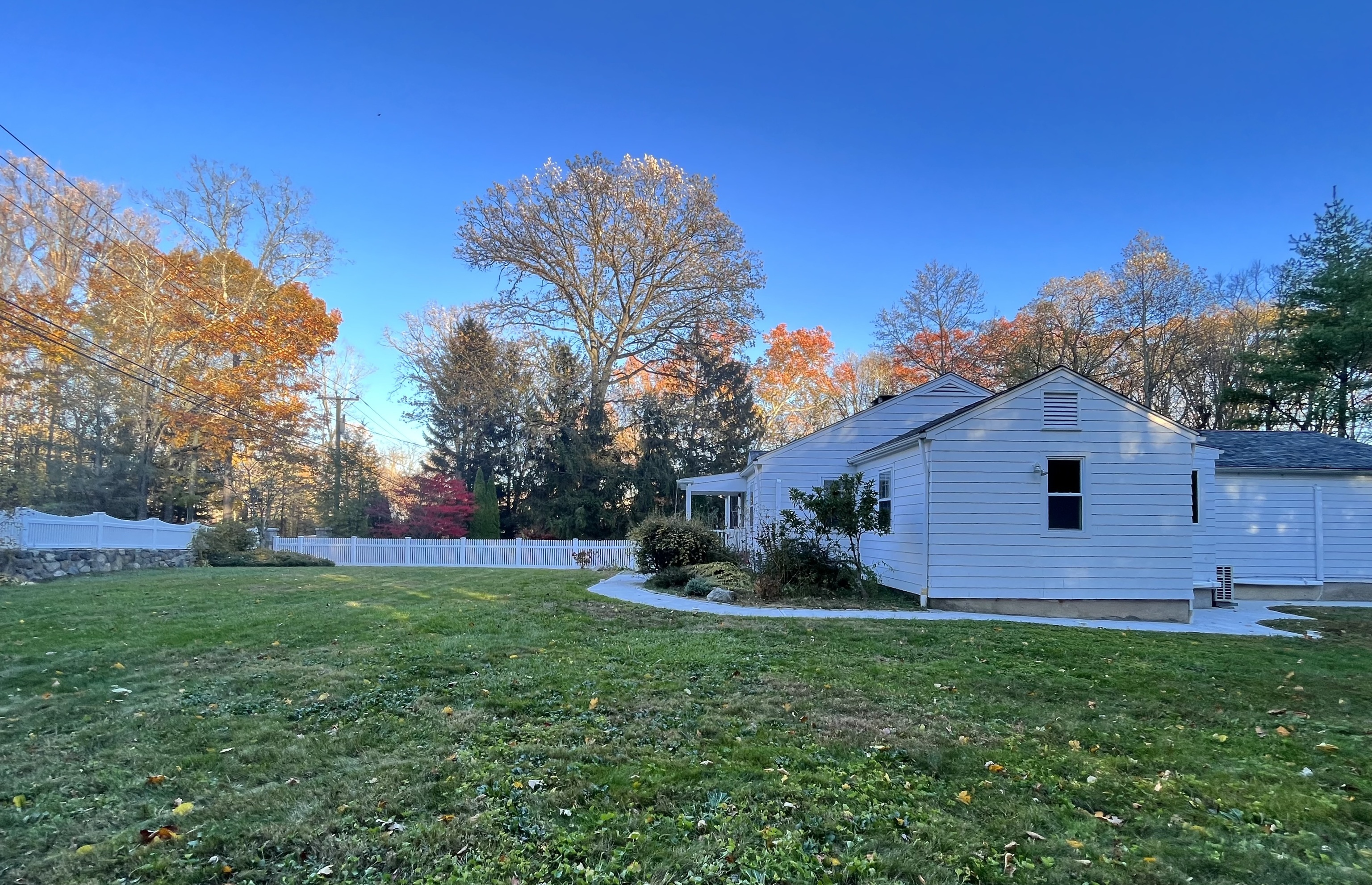 158 Jelliff Mill Road