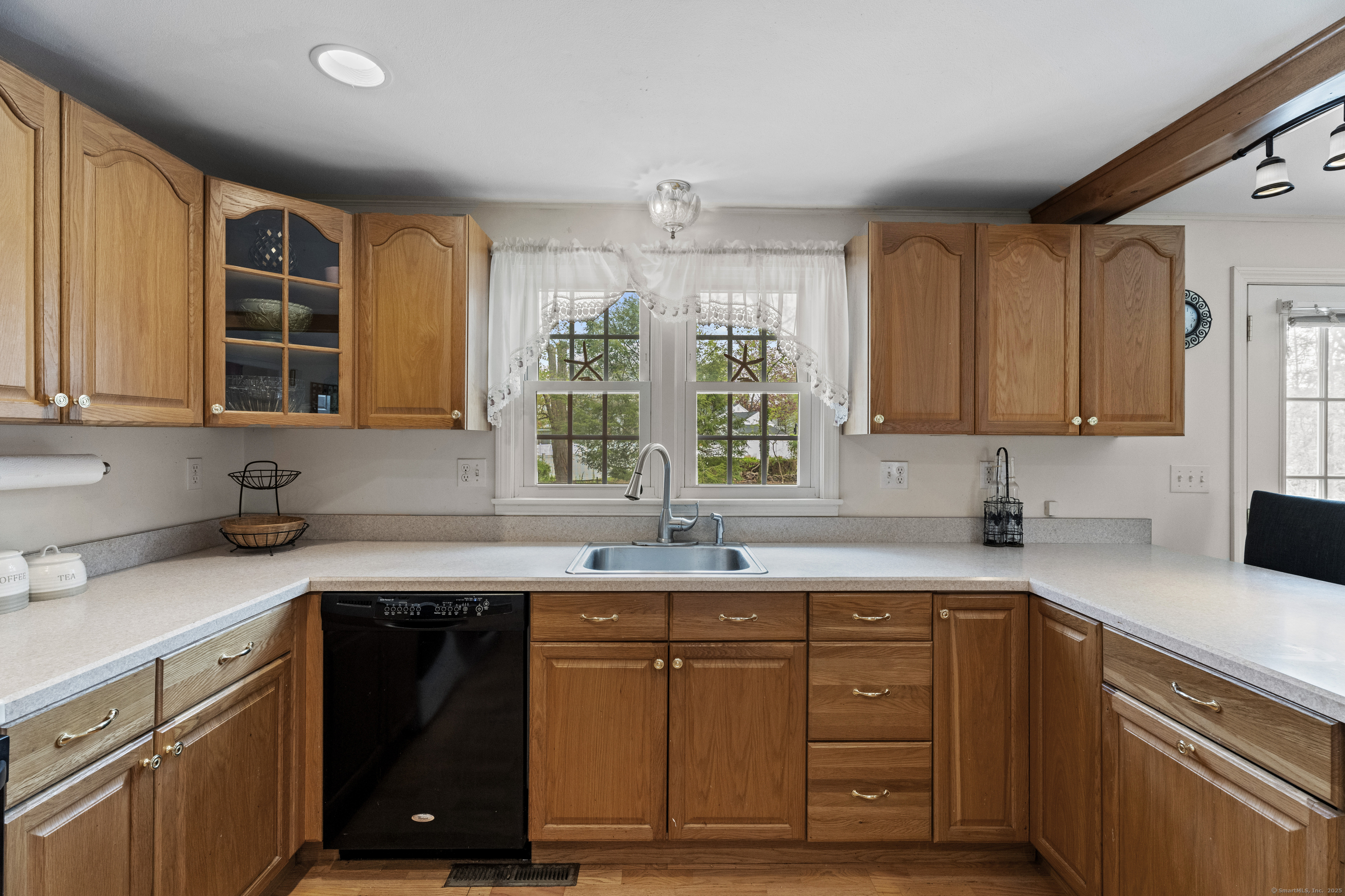 16 Willow Lane, Clinton, Connecticut image 13