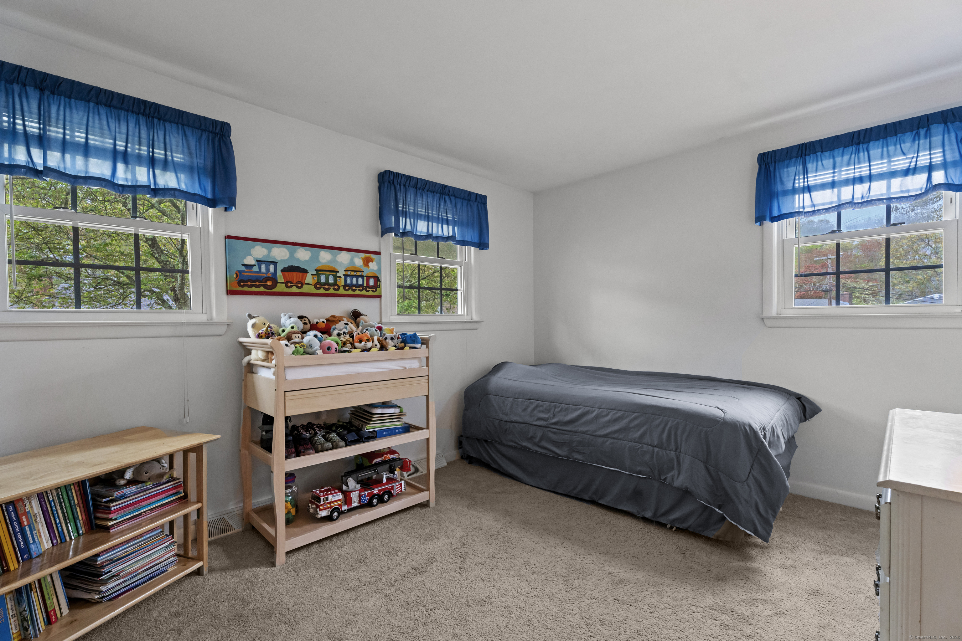 16 Willow Lane, Clinton, Connecticut image 20