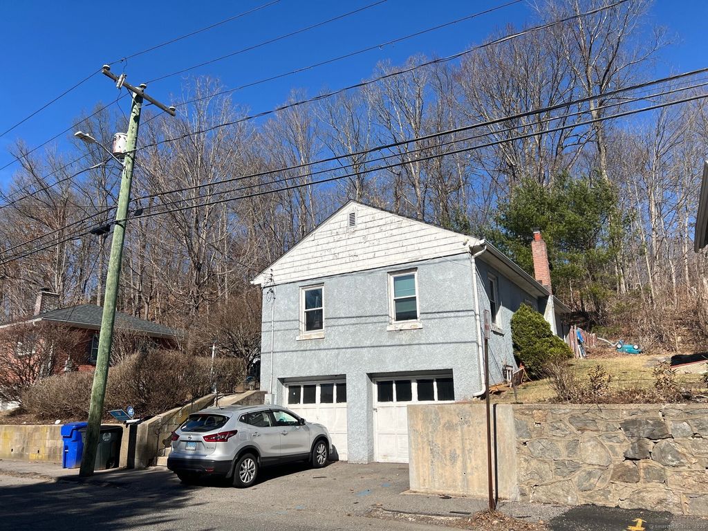 listing image 0