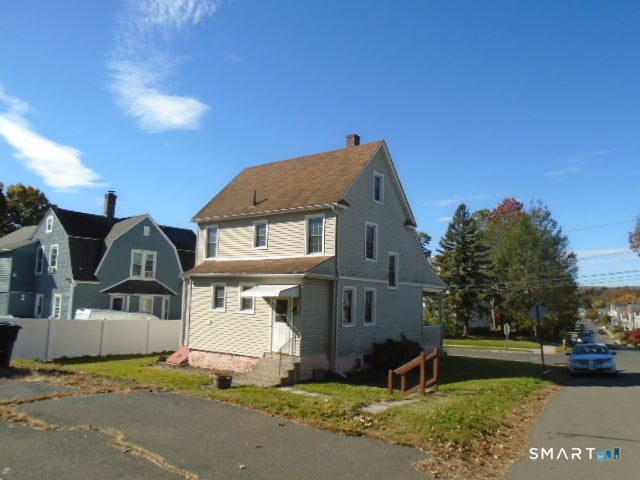 2 Parkmore Street