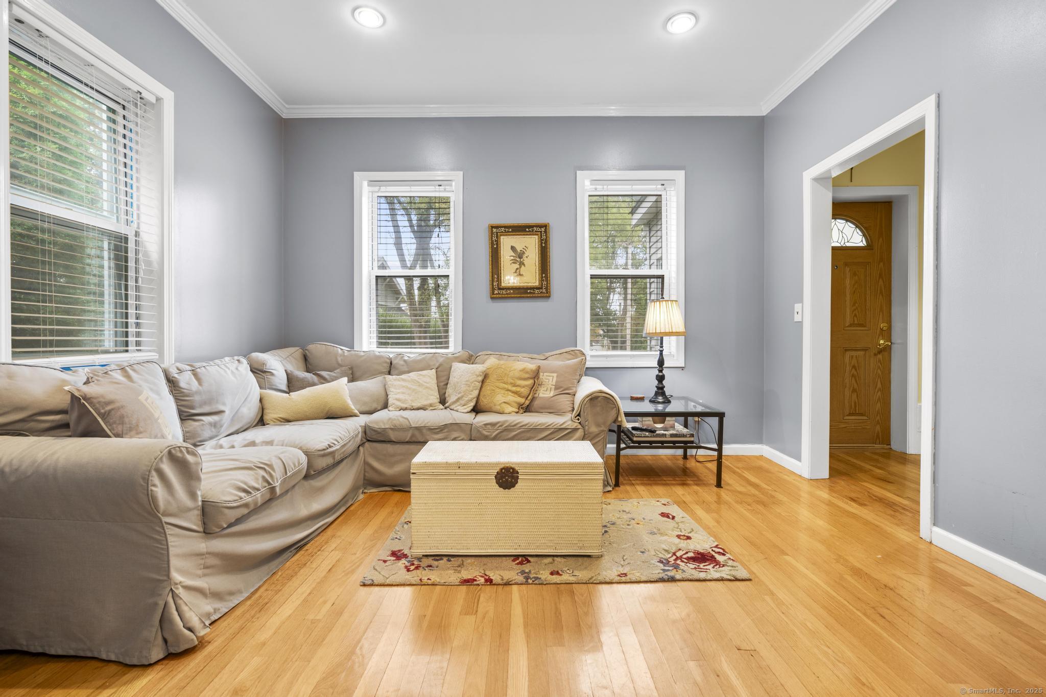 709 Tunxis Hill Road