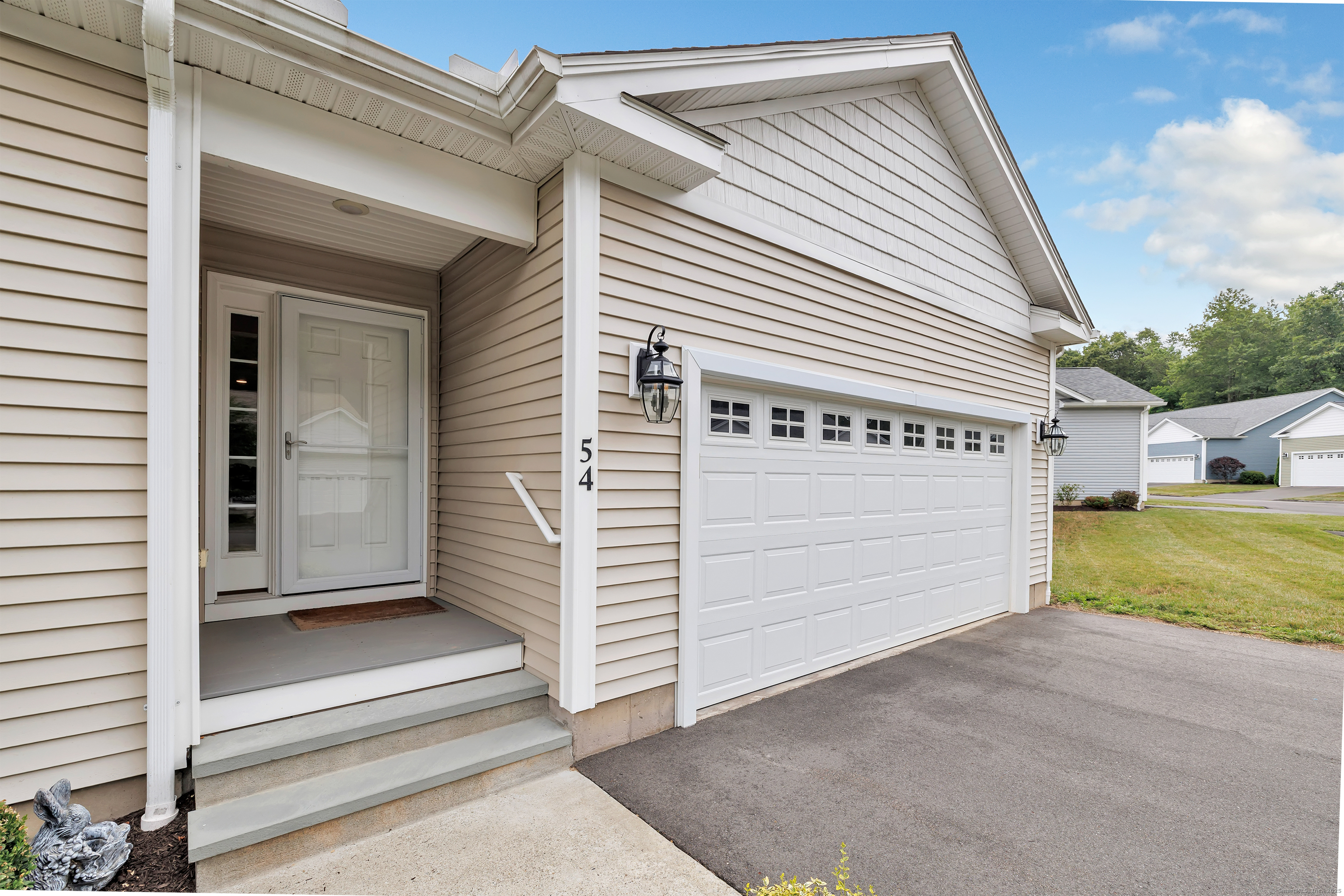 54 Pondview Circle 54