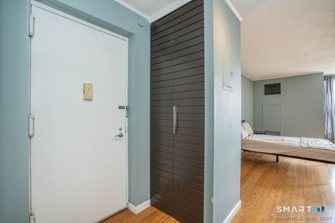 Tiny photo for 1 Gold Street #APT 23F, Hartford, CT 06103 (MLS # 24150817)