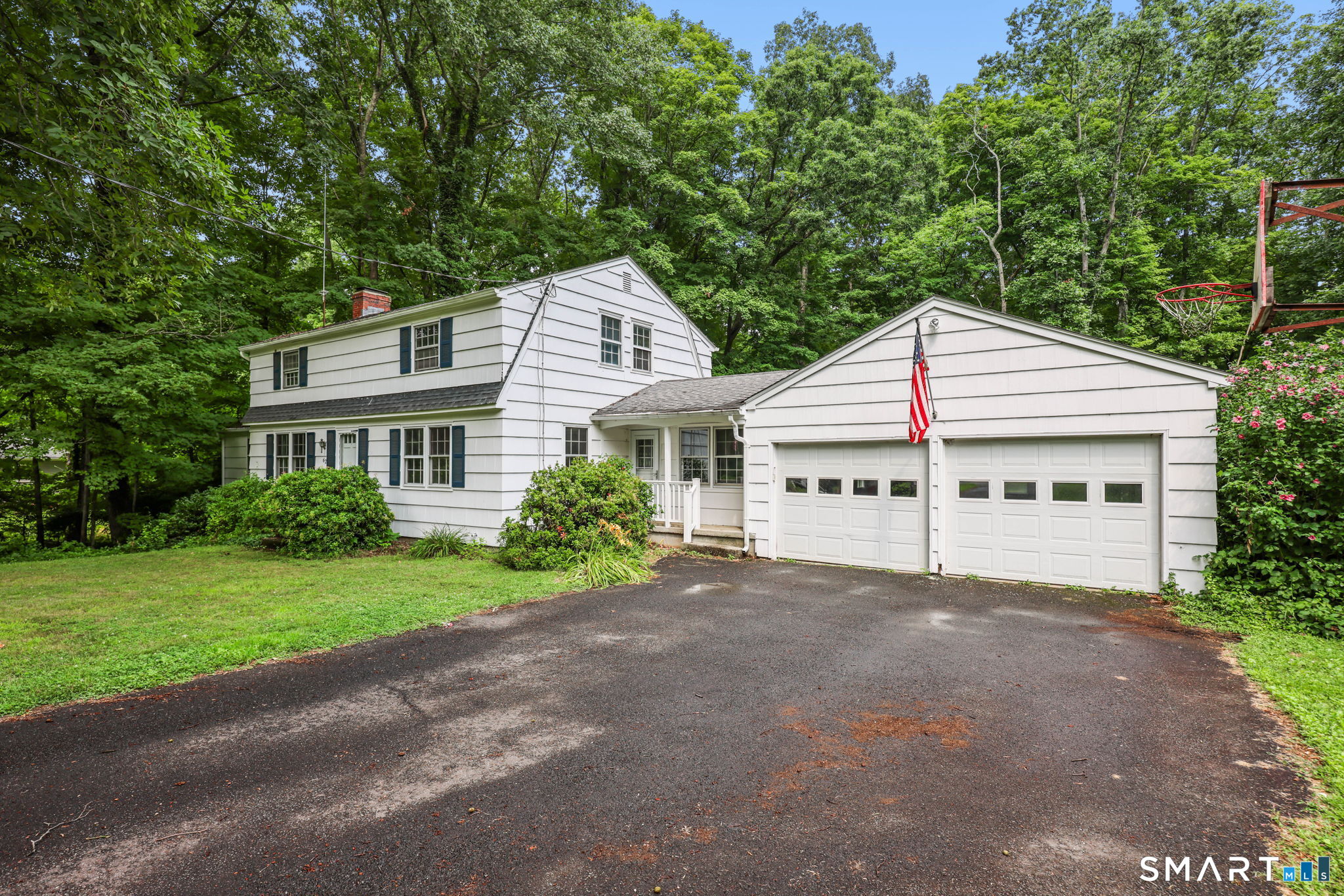 62 Old Farms Road