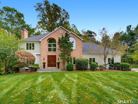 Homes For Sale - 1 Mountaincrest Drive<br/> Cheshire, CT 06410