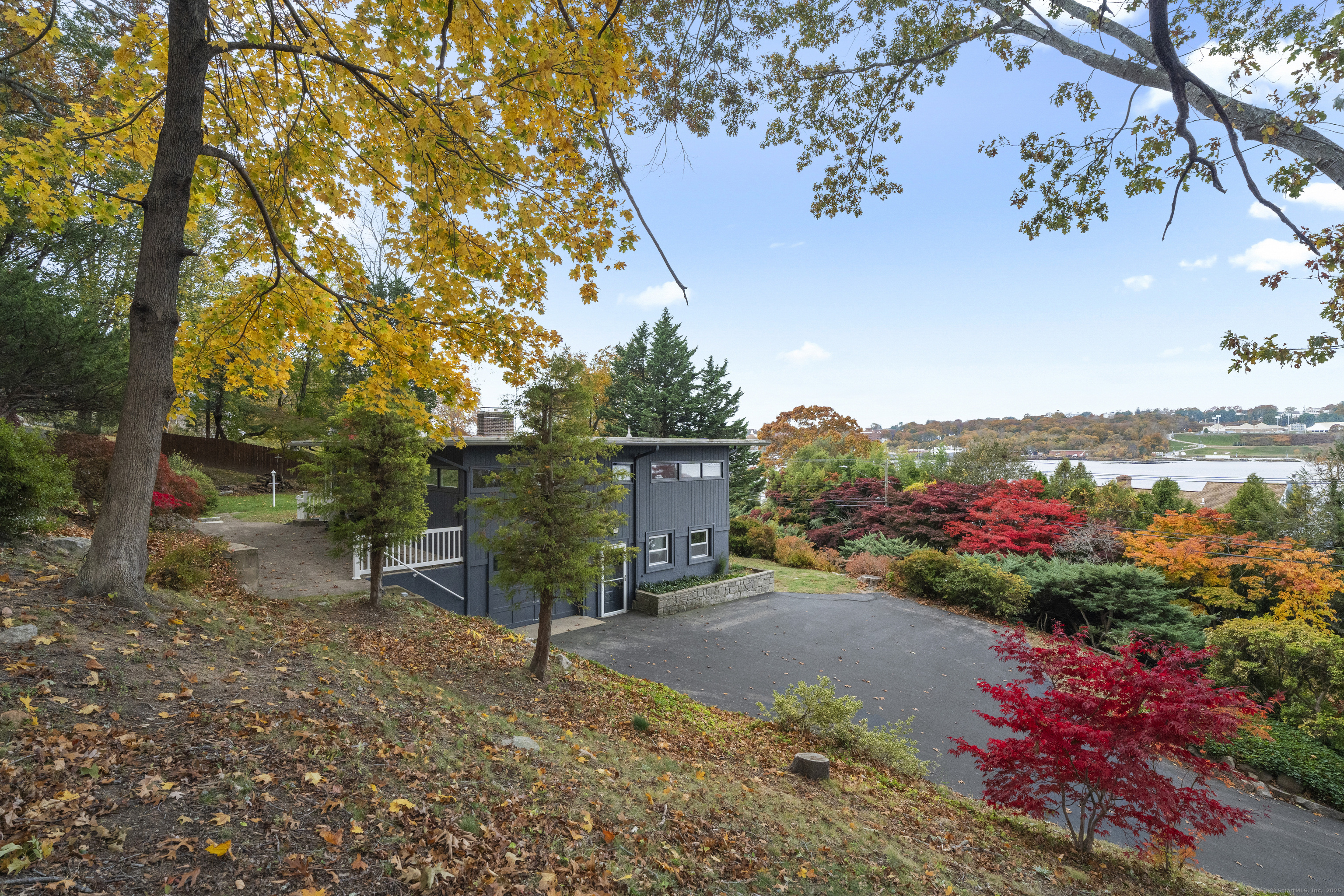 621 Military Highway