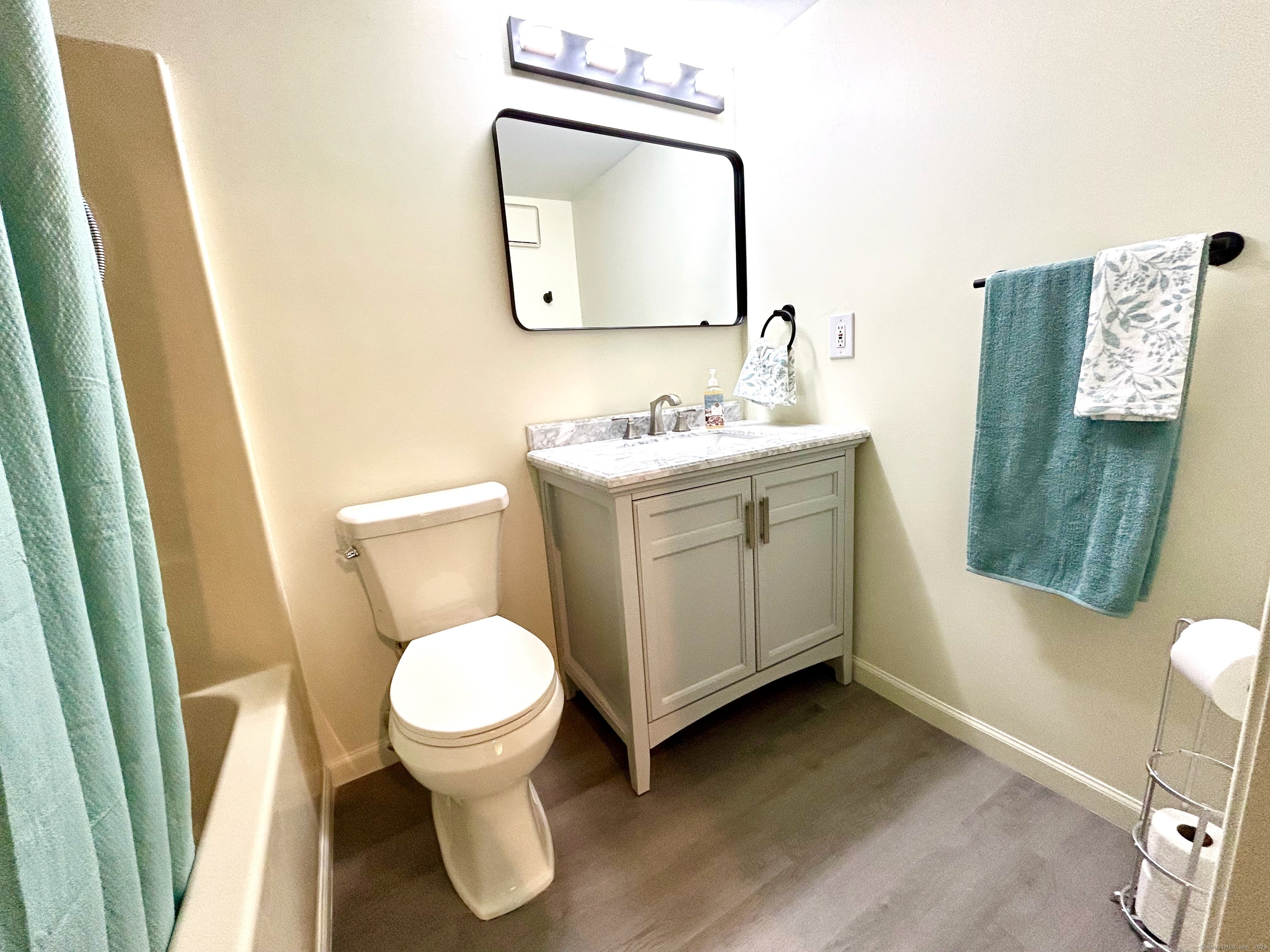 839 Main Street #APT 30, Torrington, Connecticut image 18