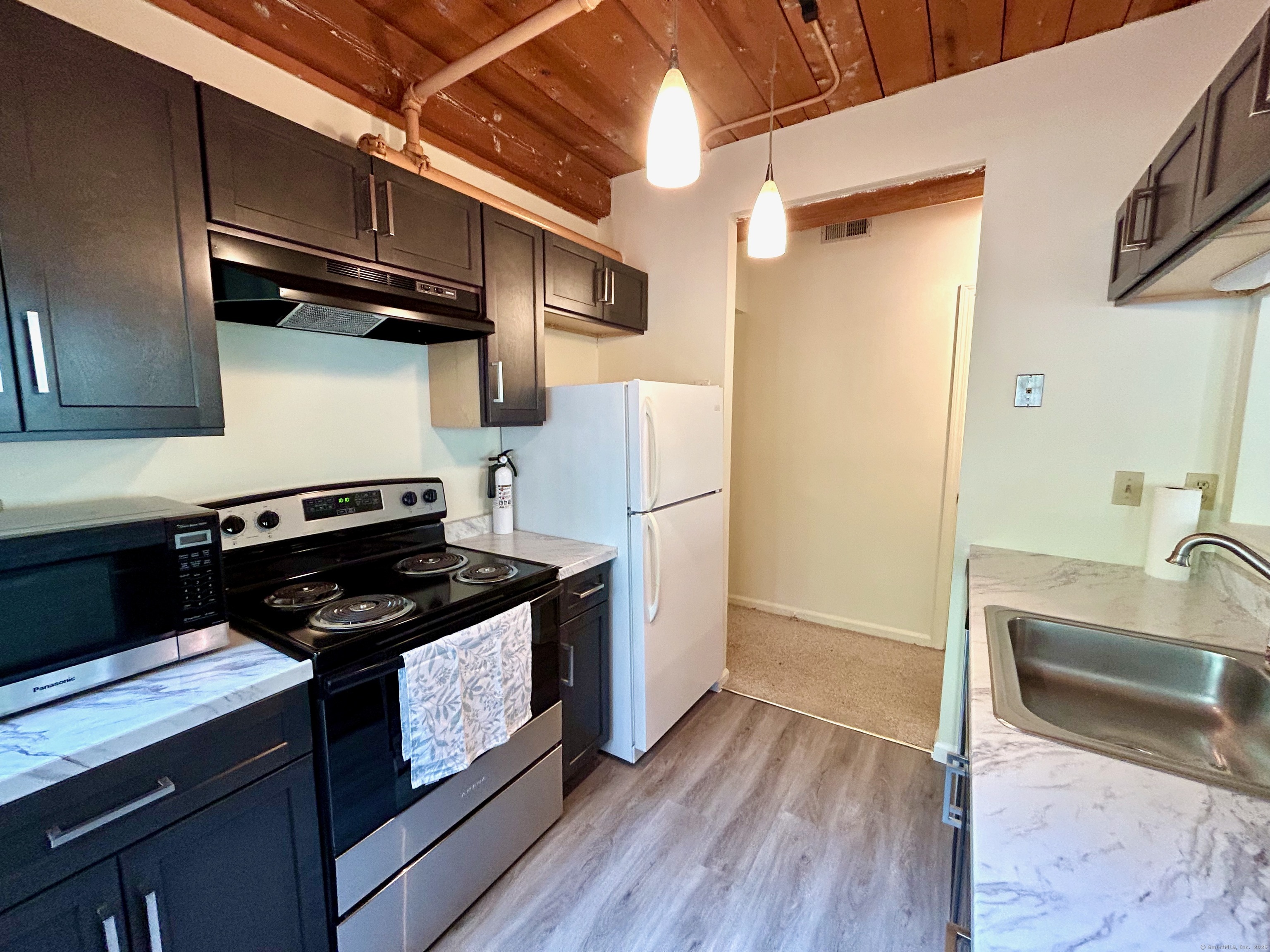 839 Main Street #APT 30, Torrington, Connecticut image 8
