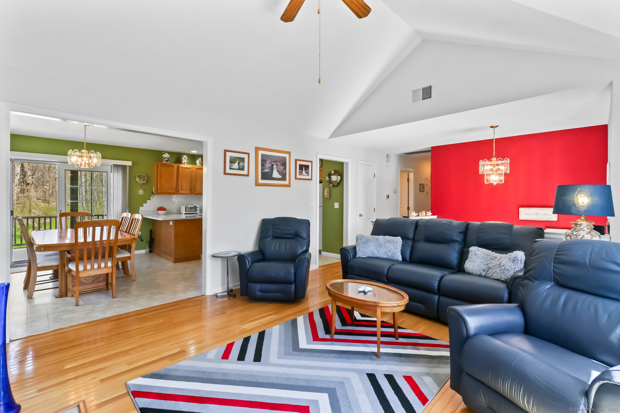 29 Bridle Trail Drive, Naugatuck, Connecticut image 5