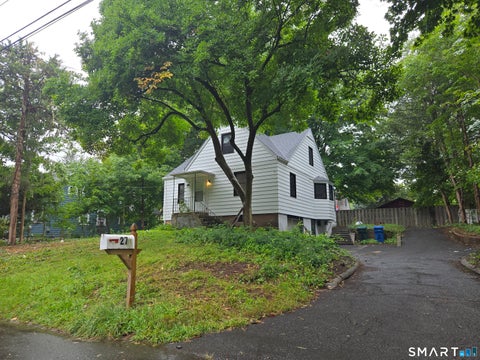 Homes For Sale - 27 Vernon Street<br/> Hamden, CT 06518