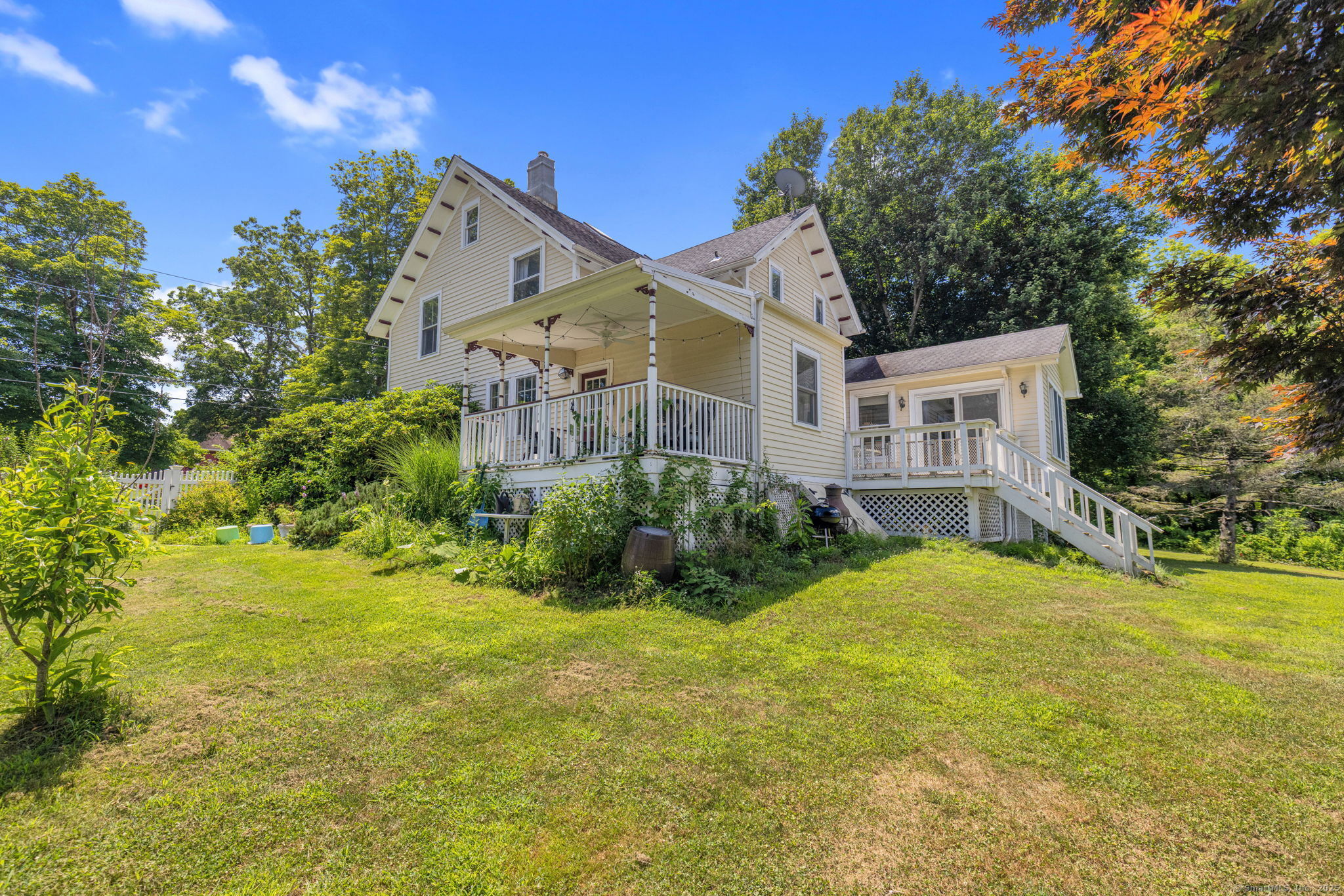 21 Maple Avenue