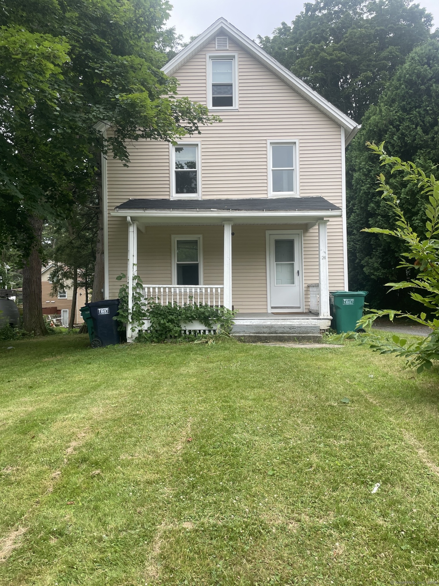 Rental Property at 26 Stoddard Street, Seymour, Connecticut - Bedrooms: 3 
Bathrooms: 3 
Rooms: 7  - $1,450 MO.