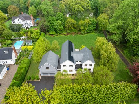 54 North Avenue Westport CT 06880