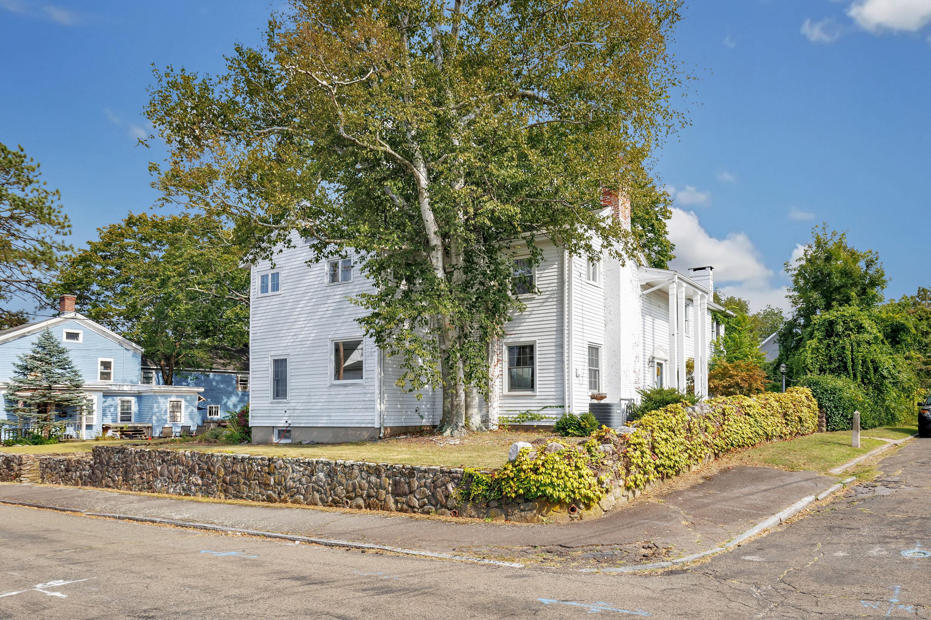 16 Union Street
