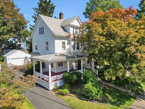 Photo of 35 Broadview Street, Bristol, CT 06010 (MLS # 24126886)