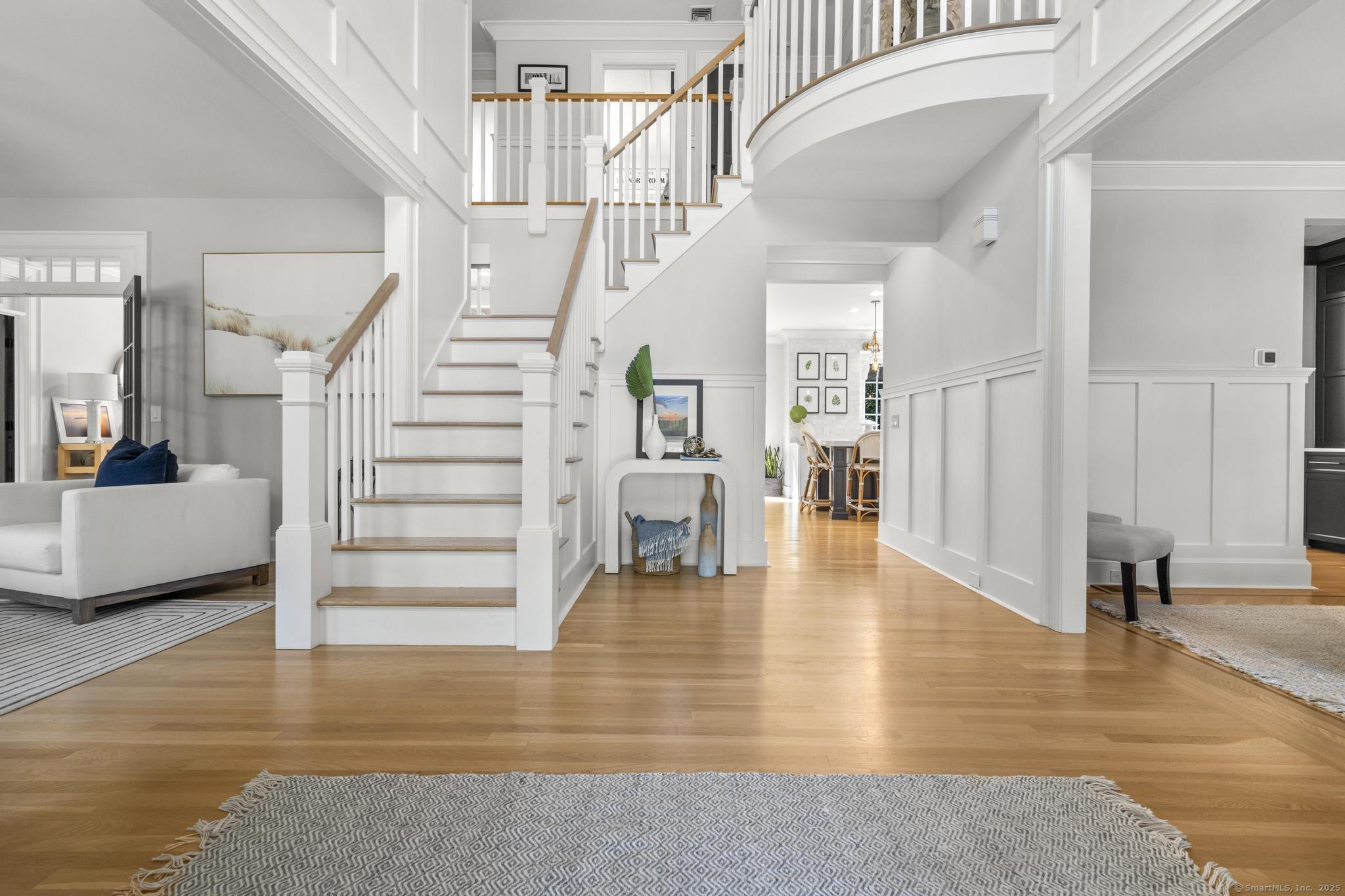 Avon, Connecticut 06001, United States, 4 Bedrooms Bedrooms, ,4 BathroomsBathrooms,Residential,Pending,201127