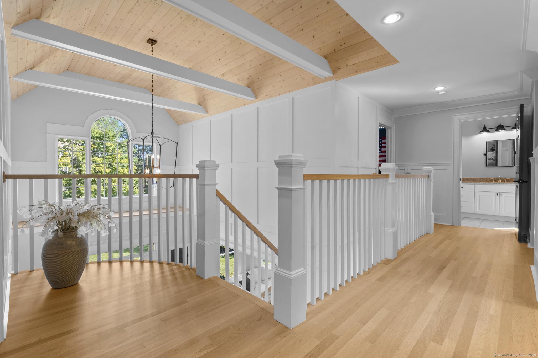 Avon, Connecticut 06001, United States, 4 Bedrooms Bedrooms, ,4 BathroomsBathrooms,Residential,Pending,201127