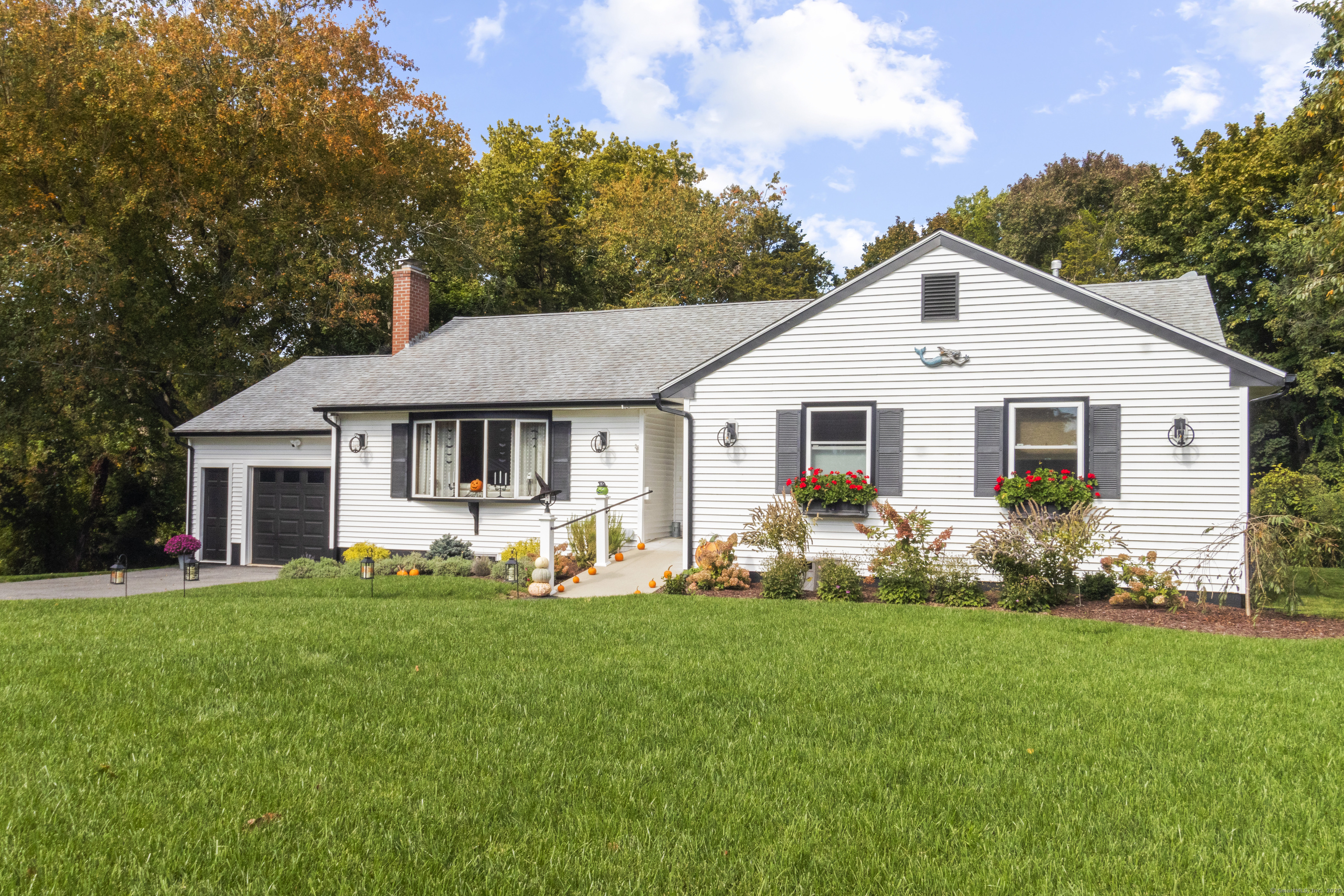 218 Neck Road