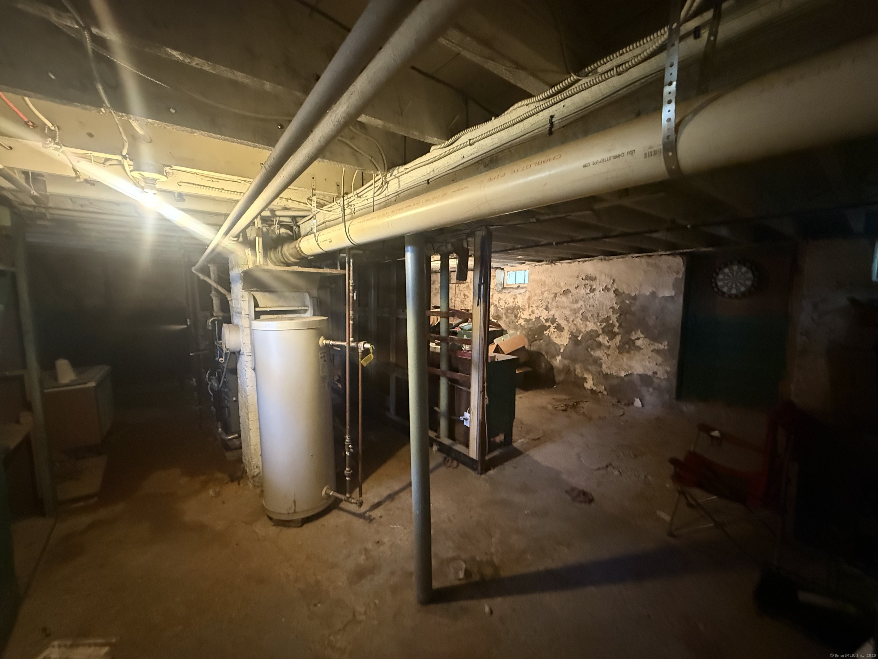 Bristol, Connecticut 06010, United States, 3 Bedrooms Bedrooms, ,2 BathroomsBathrooms,Residential,Active,170727